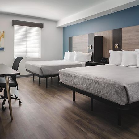 Stayapt Suites Pensacola-Uwf/Florida Hospital Area Ferry Pass 외부 사진