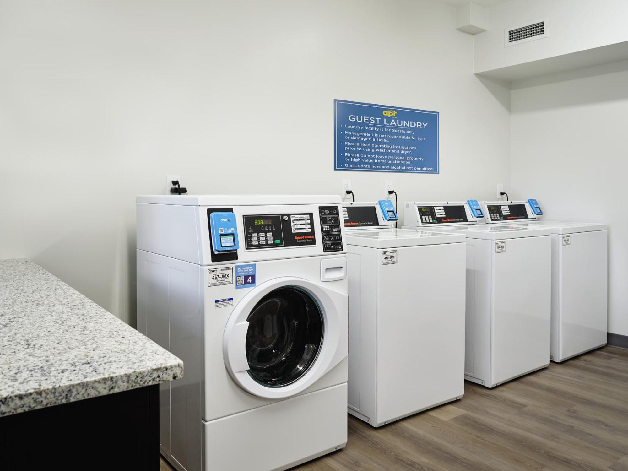 Stayapt Suites Pensacola-Uwf/Florida Hospital Area Ferry Pass 외부 사진